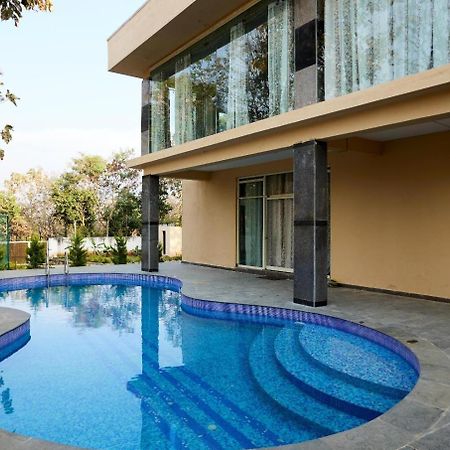 Villa Exotica By Stayjade5Bhkpoolacprojector Denkanikottai Ngoại thất bức ảnh