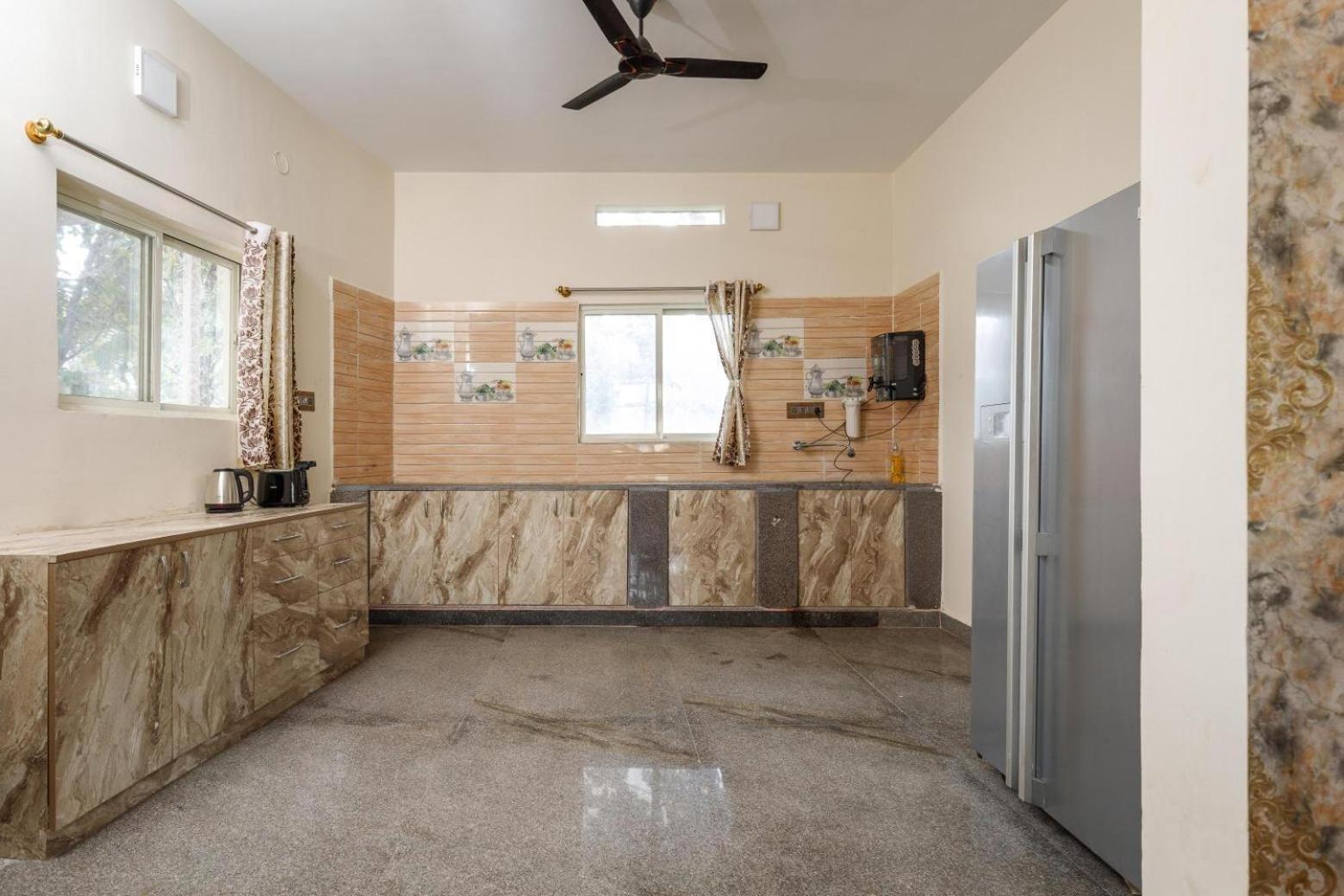 Villa Exotica By Stayjade5Bhkpoolacprojector Denkanikottai Ngoại thất bức ảnh