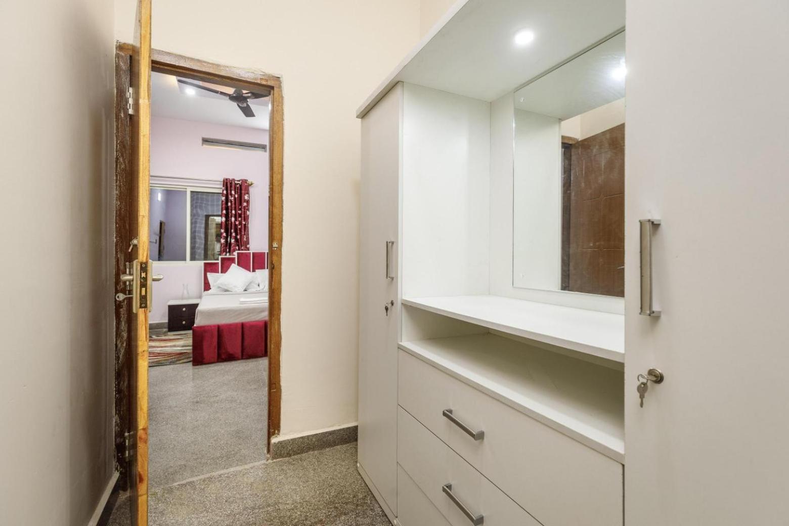 Villa Exotica By Stayjade5Bhkpoolacprojector Denkanikottai Ngoại thất bức ảnh