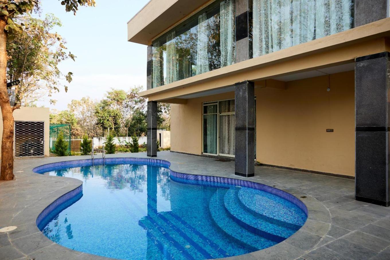 Villa Exotica By Stayjade5Bhkpoolacprojector Denkanikottai Ngoại thất bức ảnh