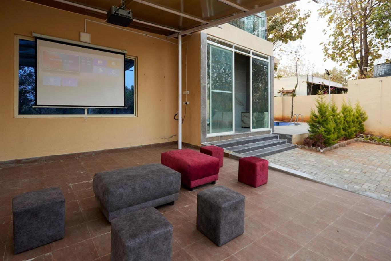 Villa Exotica By Stayjade5Bhkpoolacprojector Denkanikottai Ngoại thất bức ảnh